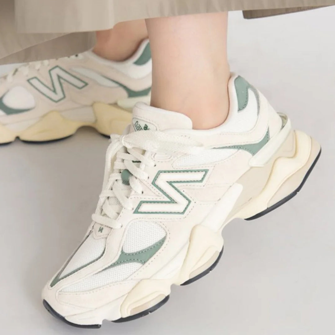 New Balance 9060 Linen Dark Juniper