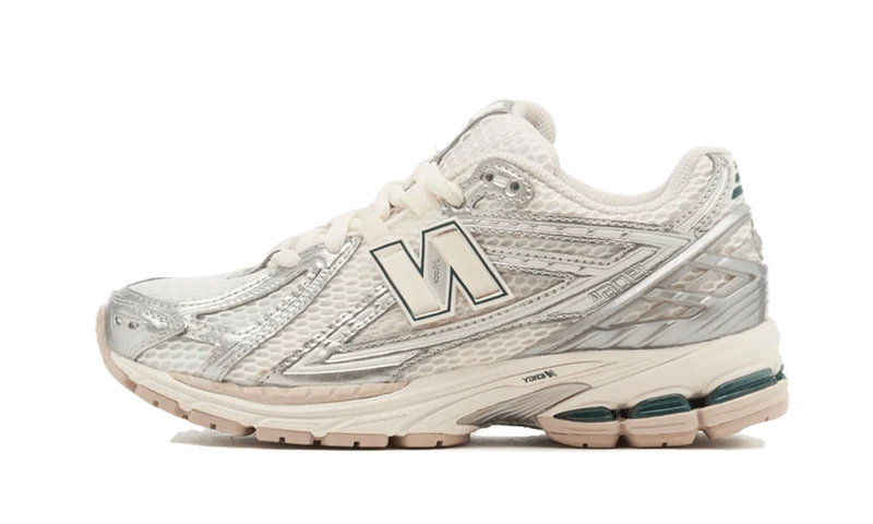 New Balance 1906R Silver Metallic Sea Salt